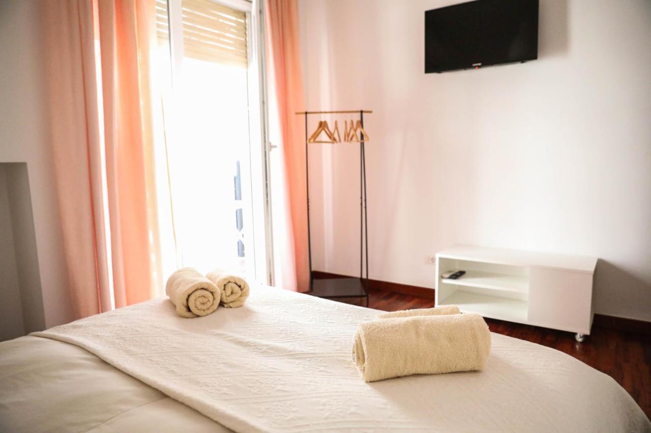 Aura Home Rent Of Rooms With Shared Kitchen Bari Buitenkant foto